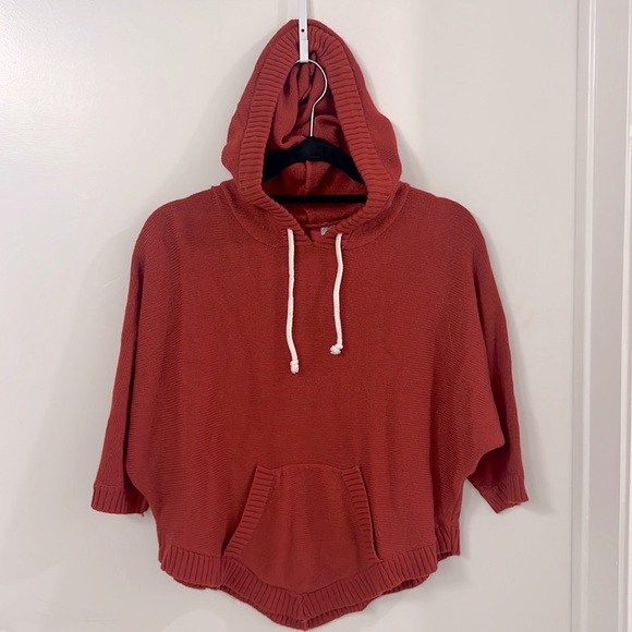 Hooded sweater size 2 - Picture 2 of 2